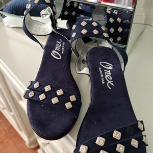 Onex navy leather ankle strap low heeled sandals 8